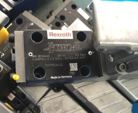 0811404602 4WRPEH6C3B24L-2X / G24K0 / A1M 4WRPEH6C3B24L-20 / G24K0 / A1M Yön Kontrol Vanası Entegre Elektronik