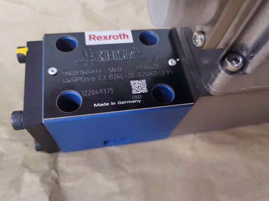 0811404633 4WRPEH6C3B24L-2X / G24K0 / F1M 4WRPEH6C3B24L-20 / G24K0 / F1M Yön Kontrol Vanası Entegre Elektronik
