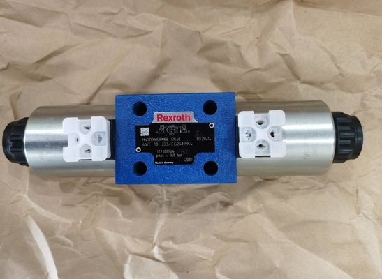 Rexroth R900589988 4WE10J3X/CG24N9K4 4WE10J33/CG24N9K4 Yönlü Spool Valfler, Doğrudan Kumandalı, Solenoid Actua ile