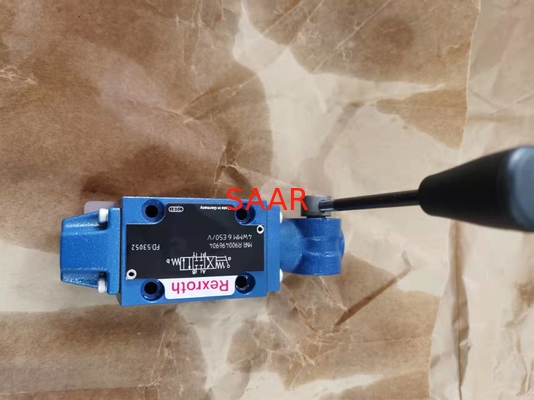 Rexroth R900496904 4WMM6E5X/V 4WMM6E50/V Yönlü Spool Valf Doğrudan Kumandalı